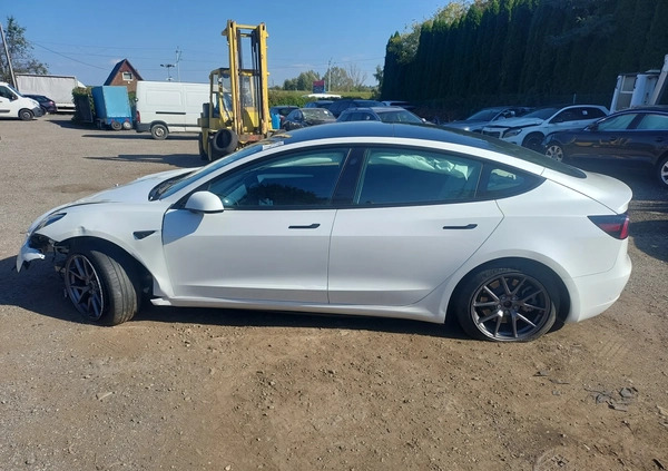 Tesla Model 3 cena 57900 przebieg: 20000, rok produkcji 2021 z Tykocin małe 497